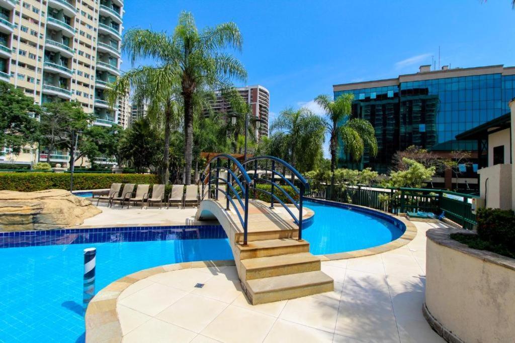 Barra Da Tijuca - 508 - De Frente Para Maravilhosa Piscina - Estacionamento Gratuito - Academia Comphania Atletica - Balsa Para Praia Gratis - Microondas - Geladeira Grande - Recepcao 24Horas - Wi-Fi - Com Pia Río de Janeiro Exterior foto