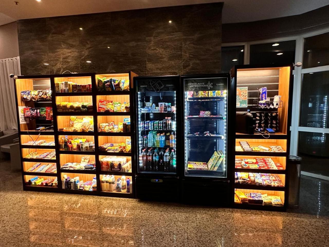 Barra Da Tijuca - 508 - De Frente Para Maravilhosa Piscina - Estacionamento Gratuito - Academia Comphania Atletica - Balsa Para Praia Gratis - Microondas - Geladeira Grande - Recepcao 24Horas - Wi-Fi - Com Pia Río de Janeiro Exterior foto