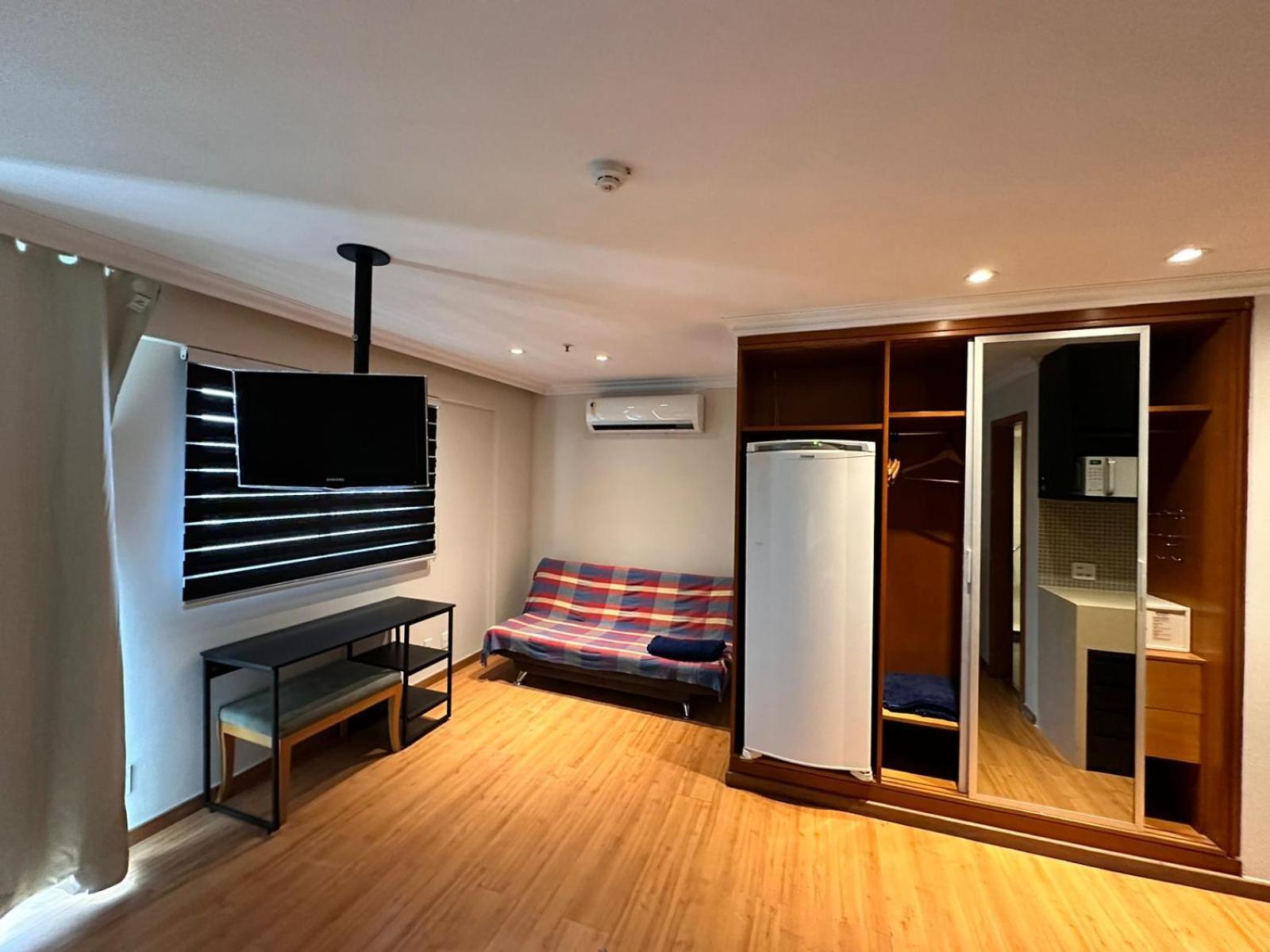 Barra Da Tijuca - 508 - De Frente Para Maravilhosa Piscina - Estacionamento Gratuito - Academia Comphania Atletica - Balsa Para Praia Gratis - Microondas - Geladeira Grande - Recepcao 24Horas - Wi-Fi - Com Pia Río de Janeiro Exterior foto