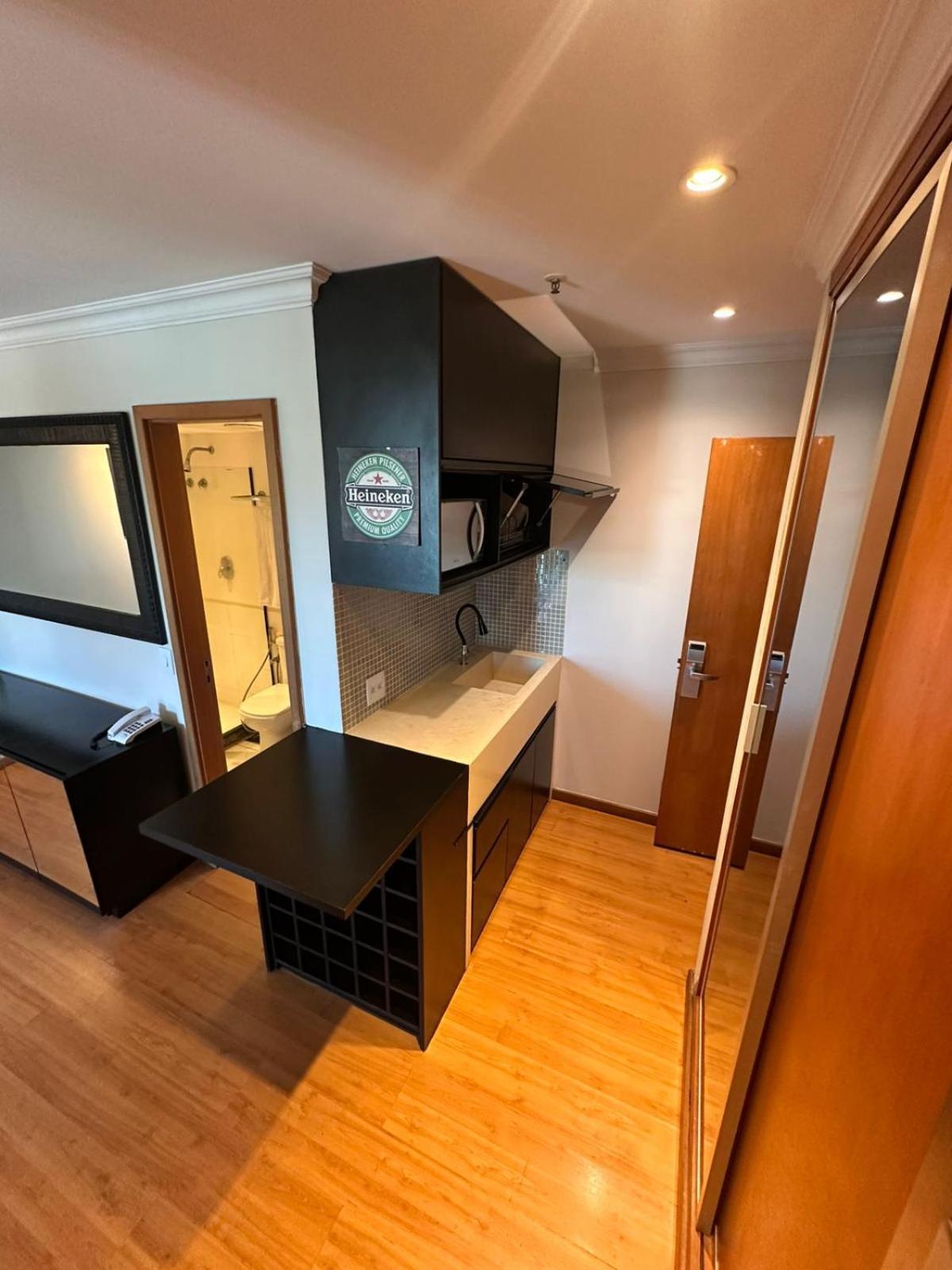 Barra Da Tijuca - 508 - De Frente Para Maravilhosa Piscina - Estacionamento Gratuito - Academia Comphania Atletica - Balsa Para Praia Gratis - Microondas - Geladeira Grande - Recepcao 24Horas - Wi-Fi - Com Pia Río de Janeiro Exterior foto
